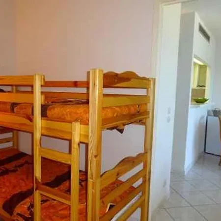 Apartment 2/3 Pieces Avec Piscine, Tennis Et Parking Prive, Proche Commerces - Fr-1-782-43 *
