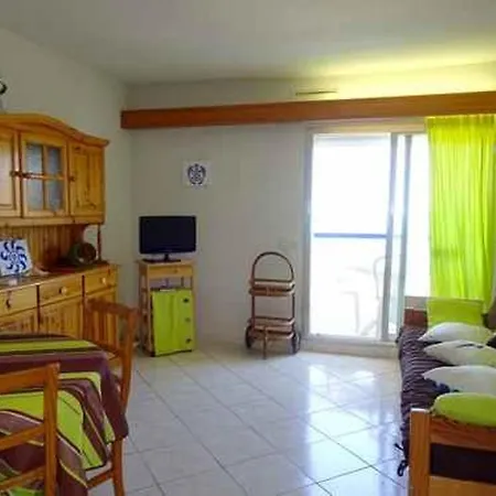 2/3 Pieces Avec Piscine, Tennis Et Parking Prive, Proche Commerces - Fr-1-782-43 *